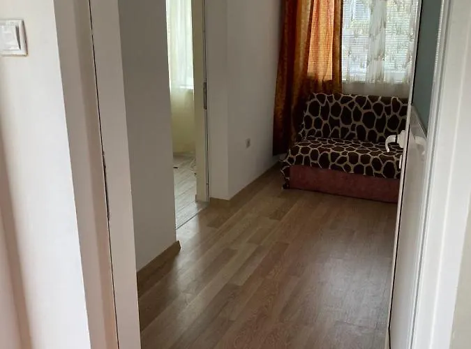 апартмент 27 юли 2 Apartment *