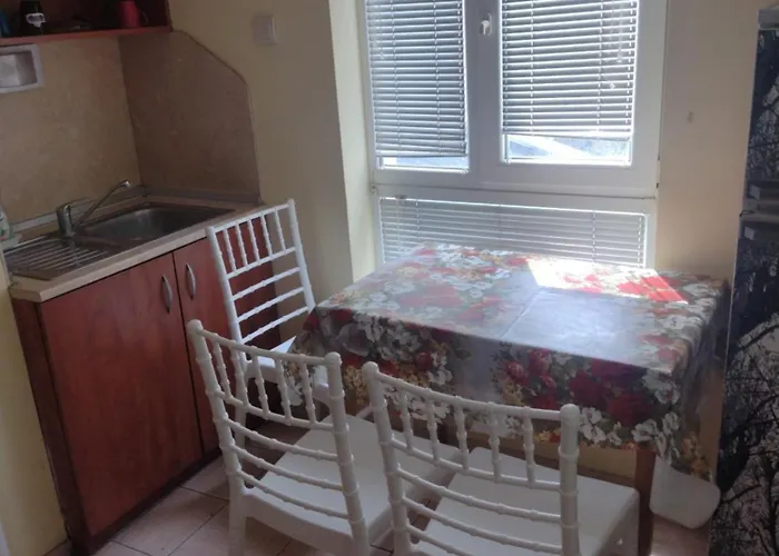 Apartment апартмент 27 юли 2